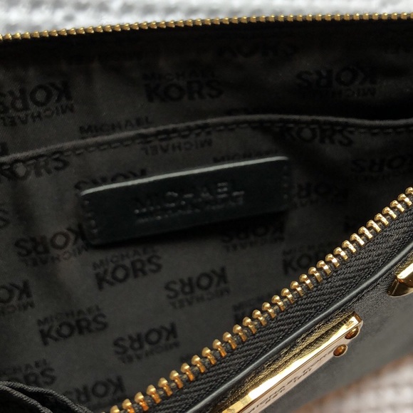 Michael Kors Clutch - Picture 2 of 5